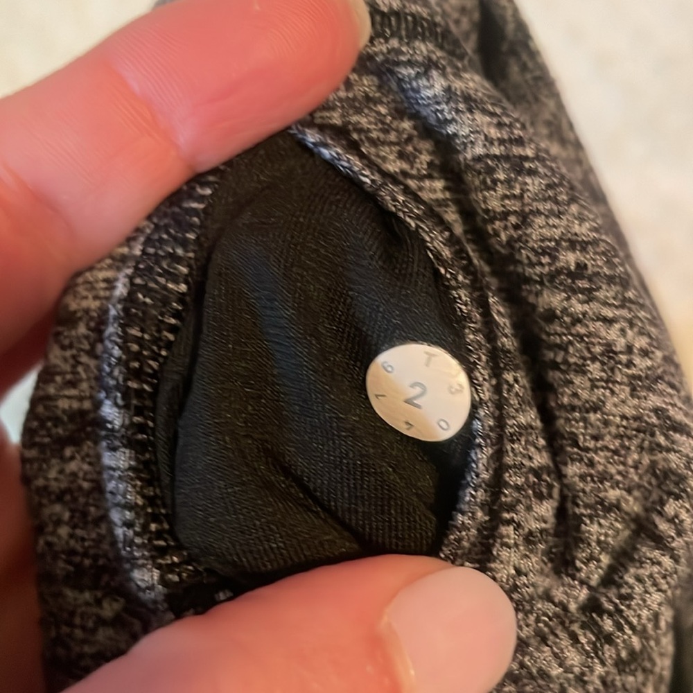 Size 2 Align Grey - image 3